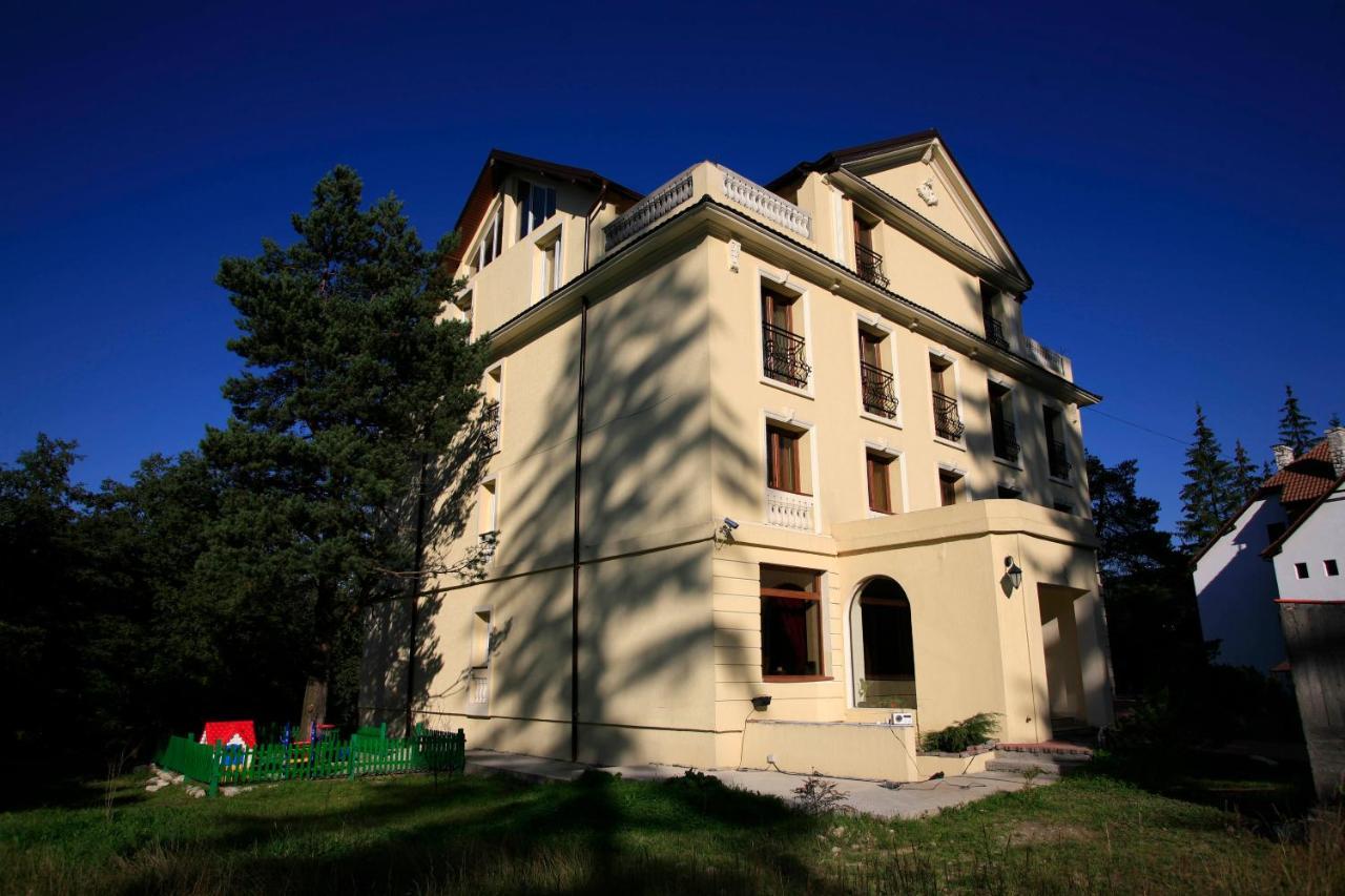 Hotel Art Montana Predeál Kültér fotó