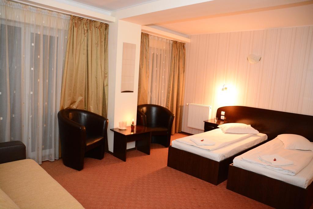 Hotel Art Montana Predeál Szoba fotó